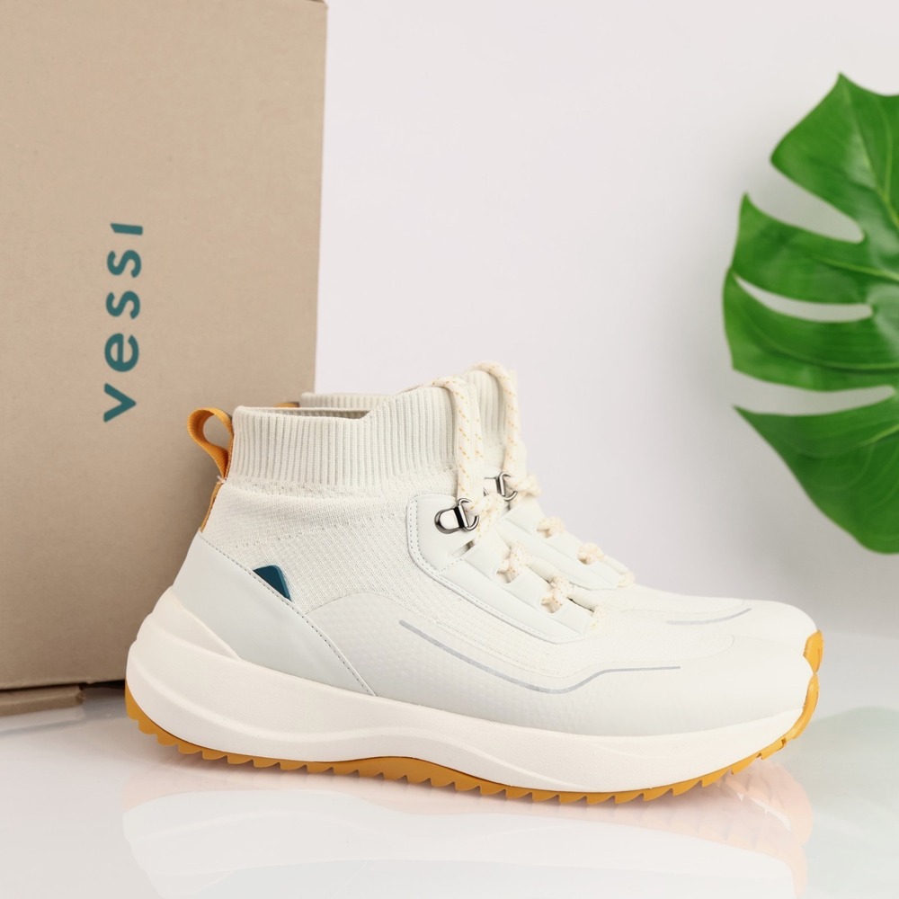 Vessi Women Stormburst High‎ Top Boot Sneakers Size 8 Waterproof Off White Shoes